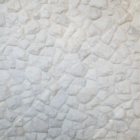 pedra-moledo-branca-serrada-parede