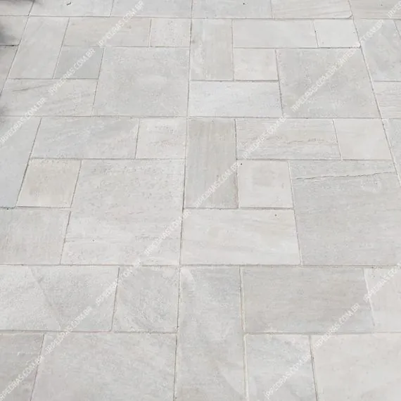(2) mosaico-pedra-sao-tome-branco-piso
