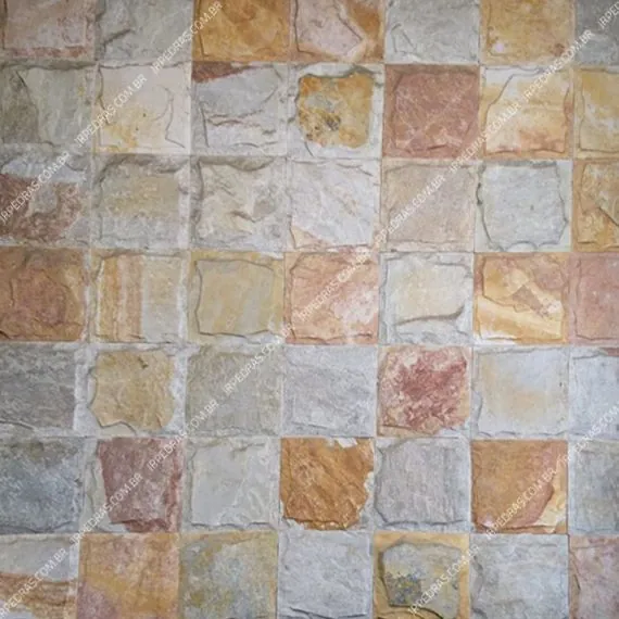 (3) pedra-itacolomy-quadrada-parede