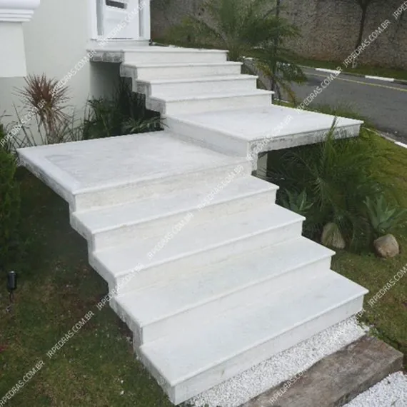(7) escada-pedra-sao-tome-branco-patamar