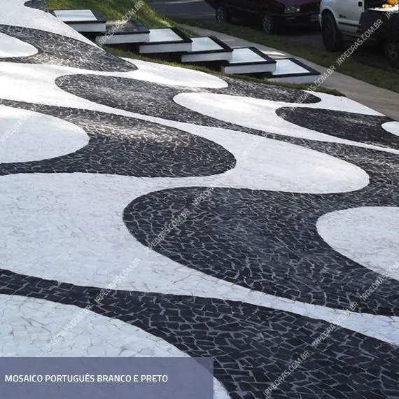 mosaico-portugues-branco-preto-calcada-copacabana