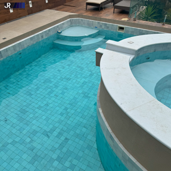 pedra-agua-marinha-piscina-lado-capa
